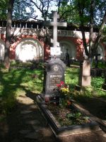 могила Шмелевых